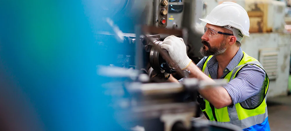 Unplanned downtime costs UK manufacturers up to £736 million every week, exposing critical resilience vulnerabilities  